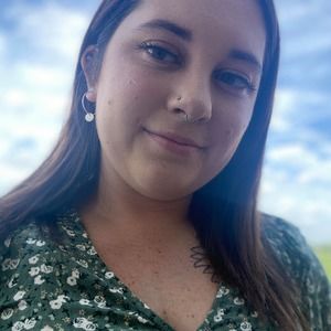 Meet your Posher, Devin